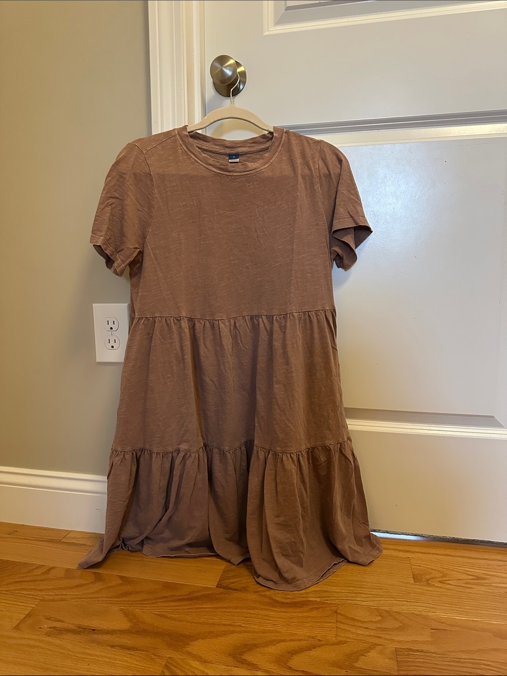 Old Navy Brown Tiered Short-Sleeve Dress